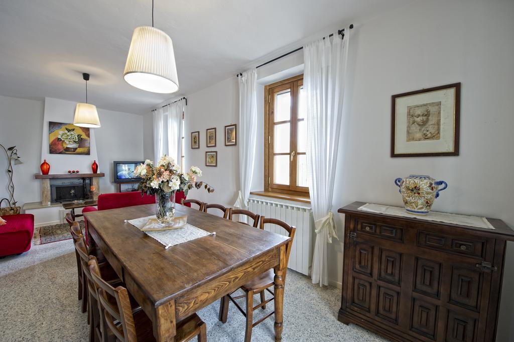 Villa Tancredi Foiano Della Chiana Cameră foto